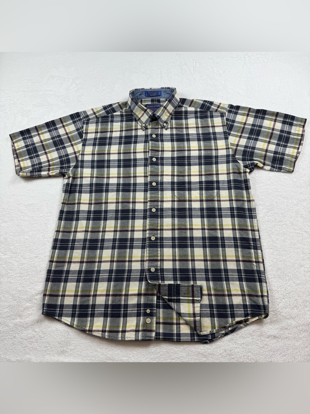 Pendleton seaside shirt men’s size L multicolor plaid Short sleeve button down